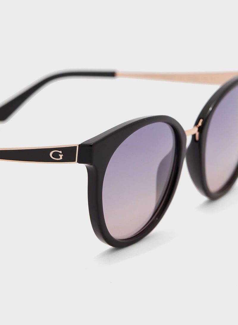 GUESS Oval Shape Sunglasses - Image 3