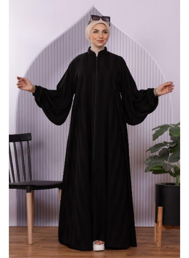 Luxurious black Gulf-style women's abaya — A wide and elegant design inspired by Kuwaiti abayas, made from soft Saudi crepe fabric. Suitable for occasions and outings, offering a luxurious and distinctive look. Code 4054 - Image 2
