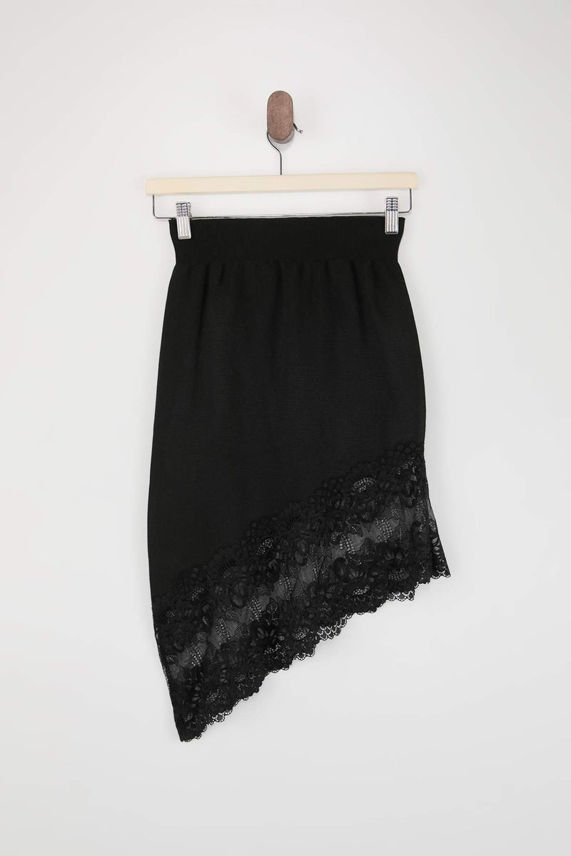trendyol Black Asymmetric Lace Detailed Bodycon Mini Skirt Twoss26Et00058 - Image 5