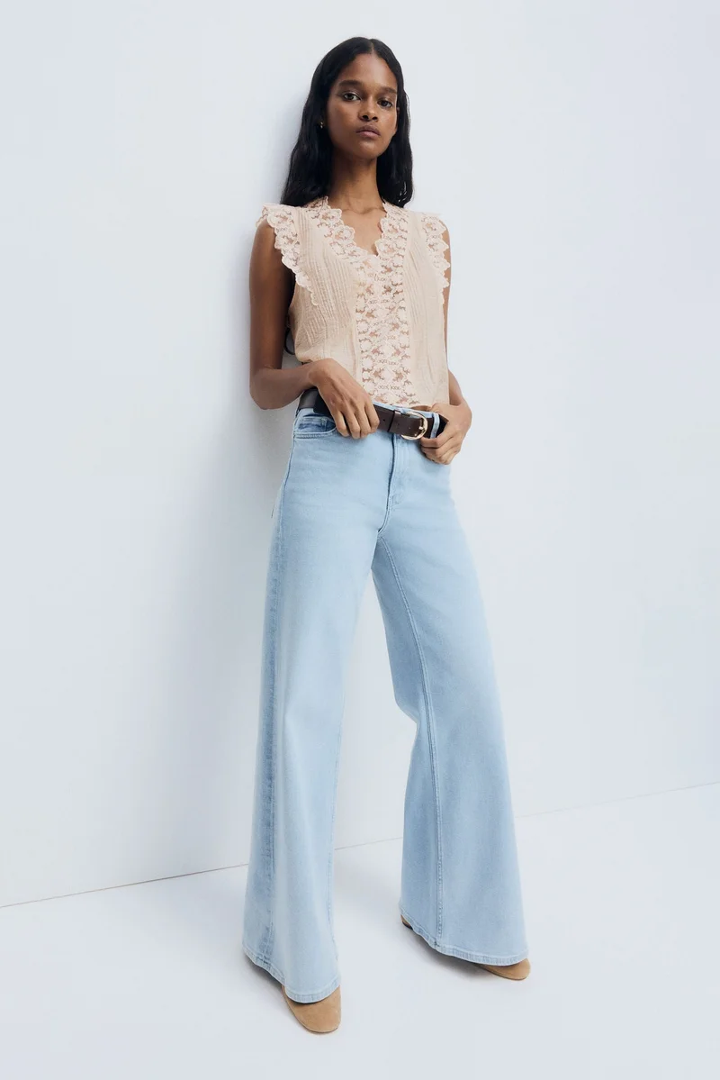 اتش اند ام فيست توب بأطراف دانتيل