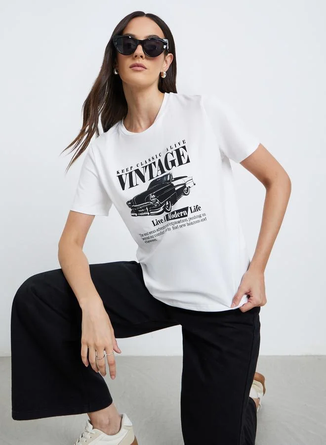 ستايلي Styli Vintage Car Print Slim Fit T-Shirt