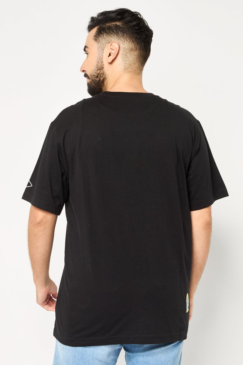 Replay تي شيرت رجالي بأكمام قصيرة وياقة دائرية بطباعة جرافيك، أسود - Image 4
