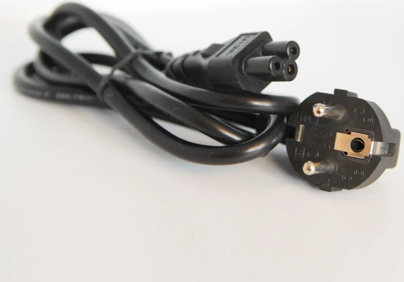 Ata Elektronik Toshiba Satellite L500 Adapter Charger Notebook Laptop Adapter 19V 4.74A 5.5mm 2.5mm