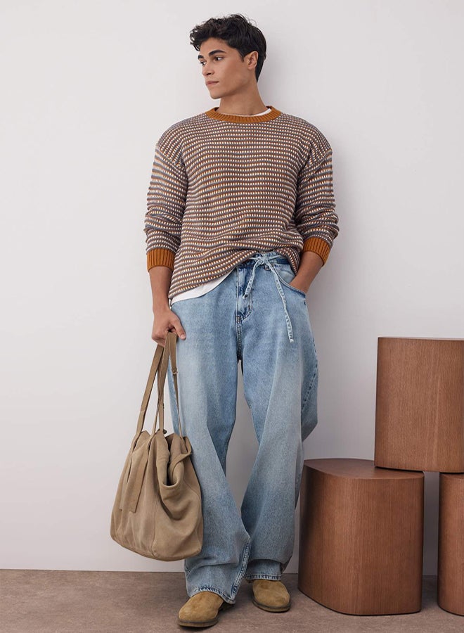 trendyol سويت شيرت جكار بقلنسوة على شكل جمل - Image 1