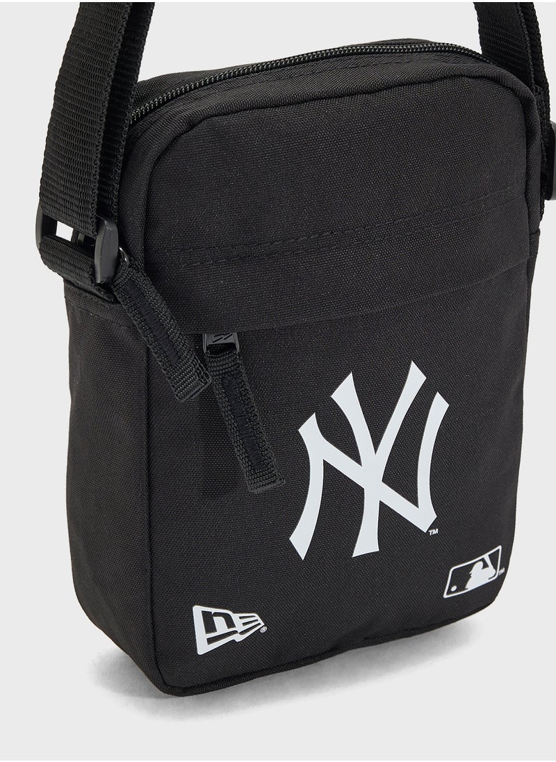 NEW ERA New York Yankees Mlb Crossbody  - Image 4