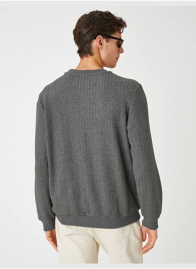 KOTON Basic Tissued Sweater Crew Neck