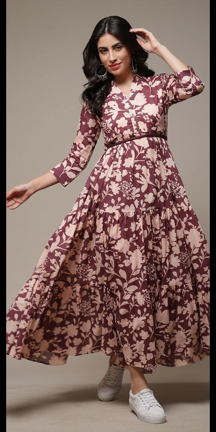 بيبا فستان بنقشة قطنية بنفسجية وطبقات