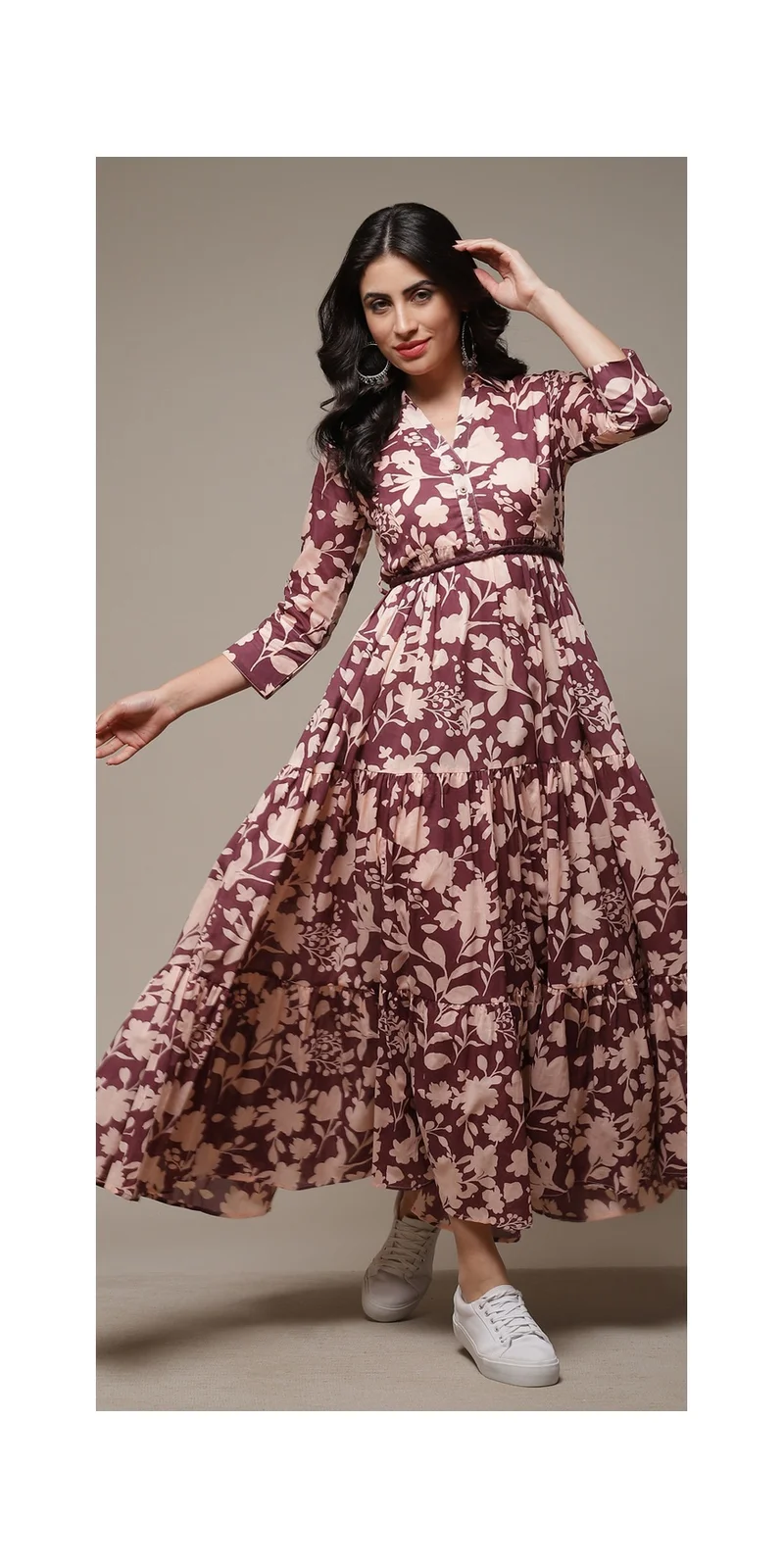 بيبا فستان بنقشة قطنية بنفسجية وطبقات