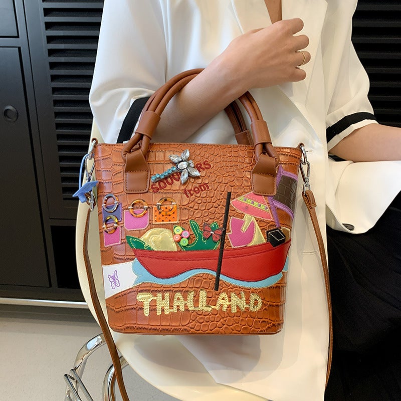 2023 New Crocodile Fashion Hand Embroidered Contrast Color Handbag High Texture Shoulder Bag Slung Bucket Bag - Image 3