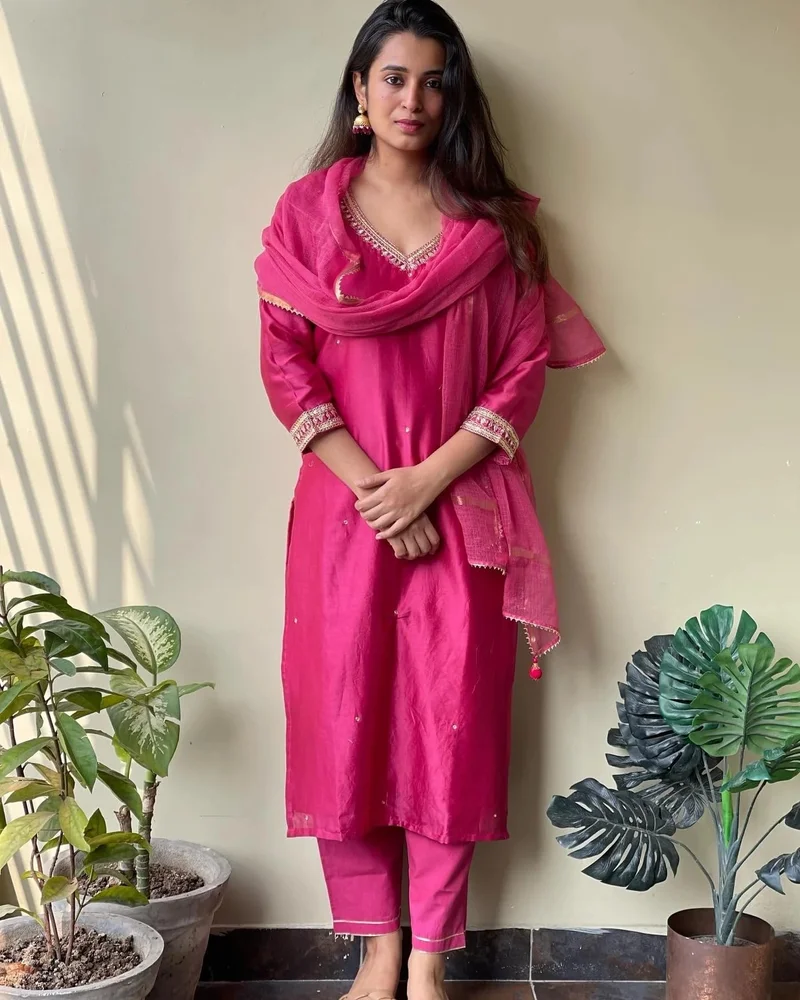 GoSriKi Pink GoSriKi Women's Cotton Blend Kurta with Pant & Dupatta (BAGICHA-Rani-GS_Pink_XXXX-Large) for Women | Best Price UAE