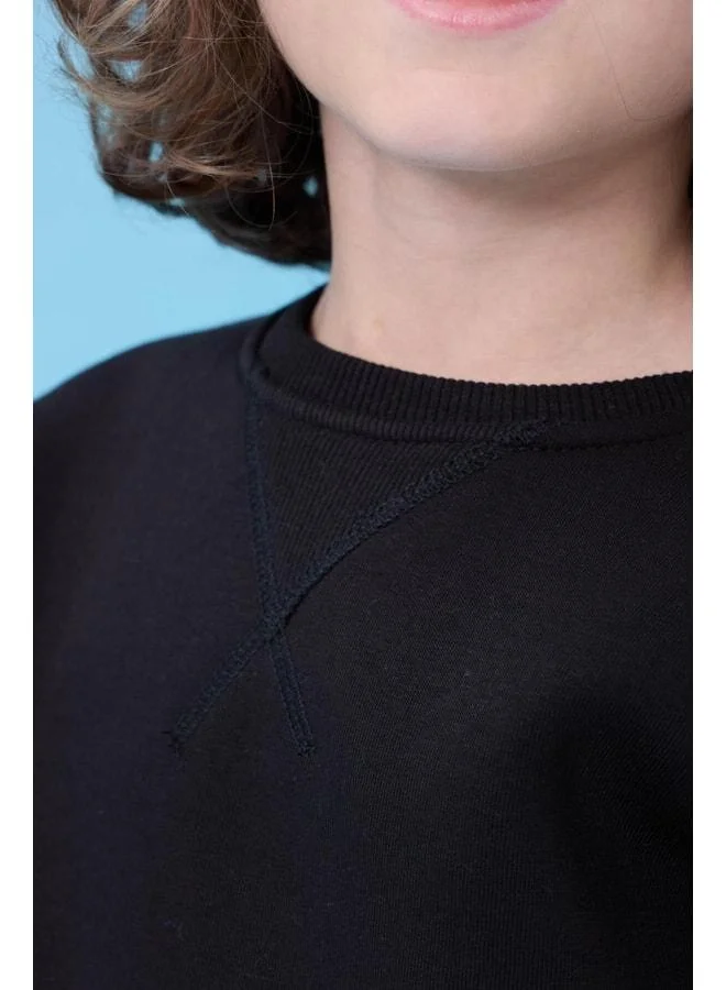 Perendi Unisex Basic Bicycle Collar Sherpa Winter Sweatshirt - Black.