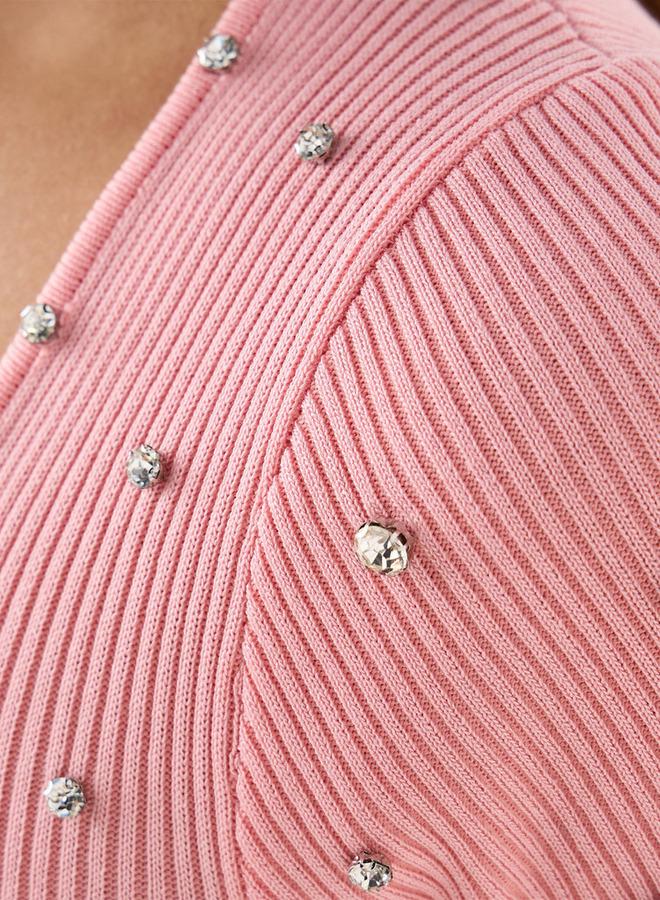 تواكستريمز فستان ميدي محبوك مزين بالكريستال بياقة مربعة - Image 4