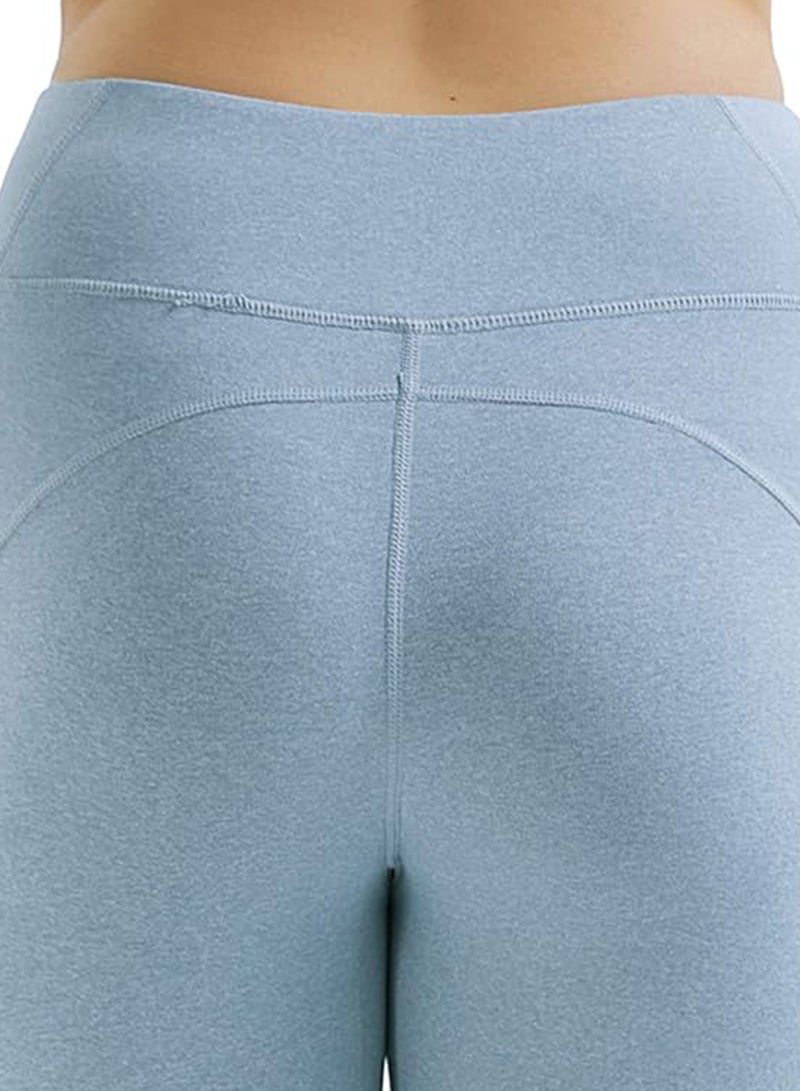 Sharpdo Women's Mid Waist Side Mesh Dry Fit Workout Capri Leggings with Inner Pocket - Image 2