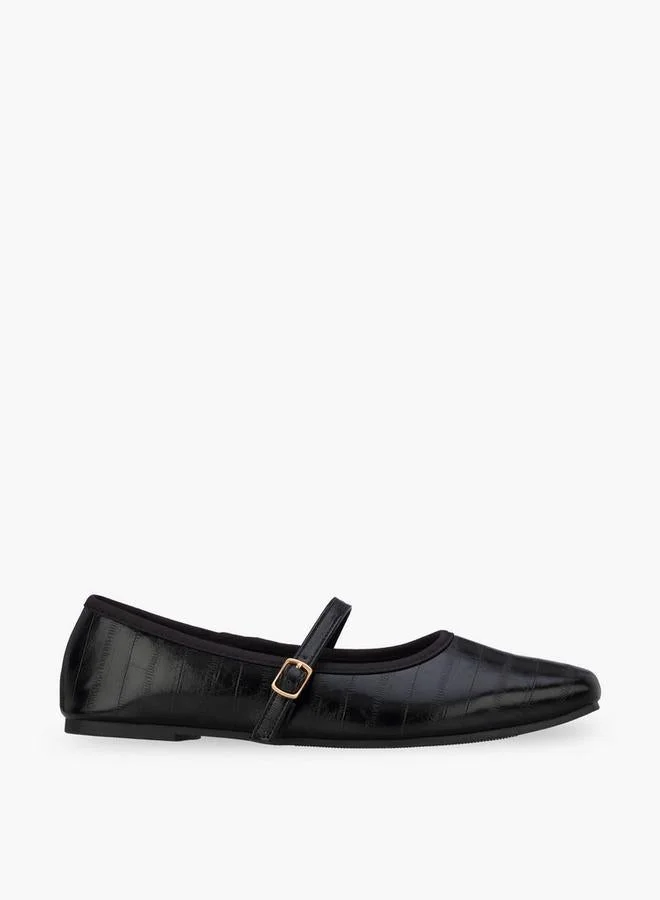 فلورا بيلا من شو إكسبرس Women Buckle Closure Mary Jane Shoes