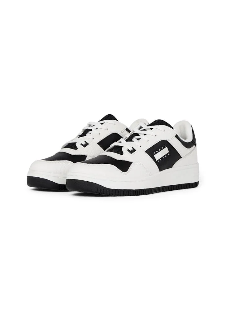 تومي جينز Cupsole Low Top Sneakers
