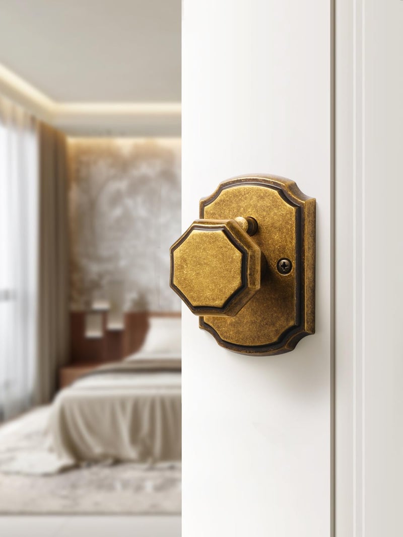 SORWDUERM 1 Pack Antique Brass Door Knobs Interior Privacy Door Knob with Lock for Bedroom and Bathroom,Zinc Alloy - Image 3