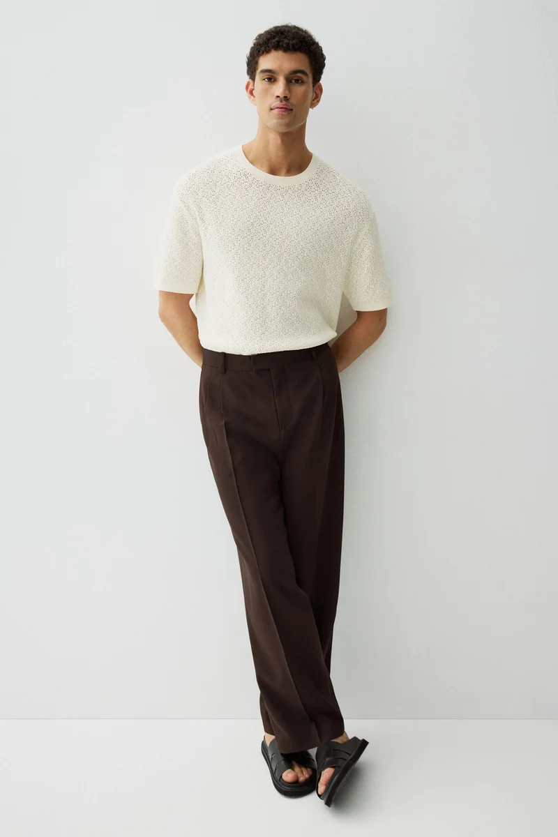 اتش اند ام تي-شيرت مزخرف بقصة عادية