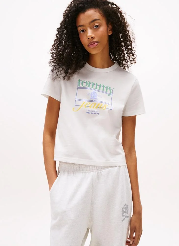 TOMMY JEANS Graphic Crew Neck T-Shirt