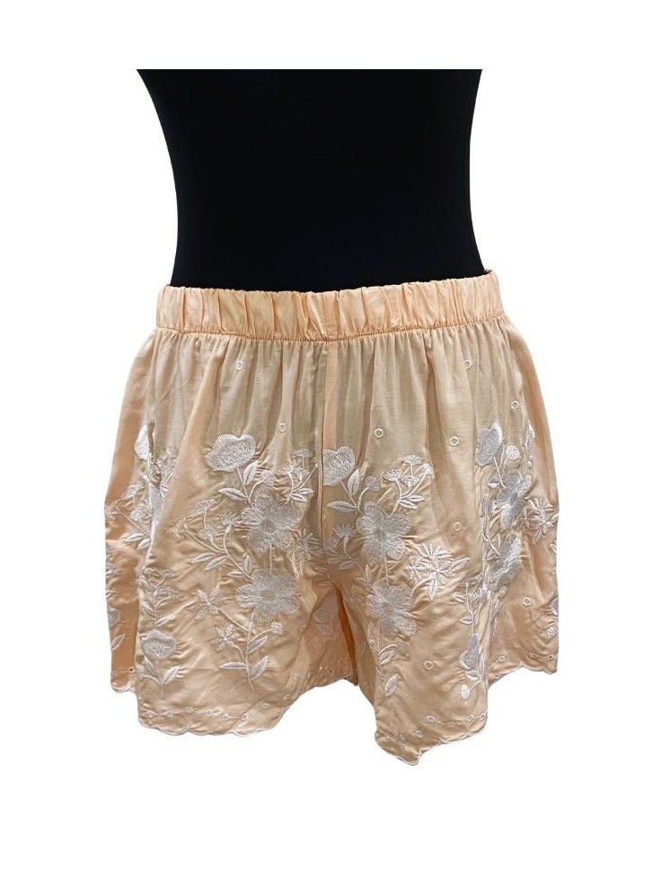 Mei Stylish Women`s Casual Floral Embroidery Cotton Shorts - Image 2