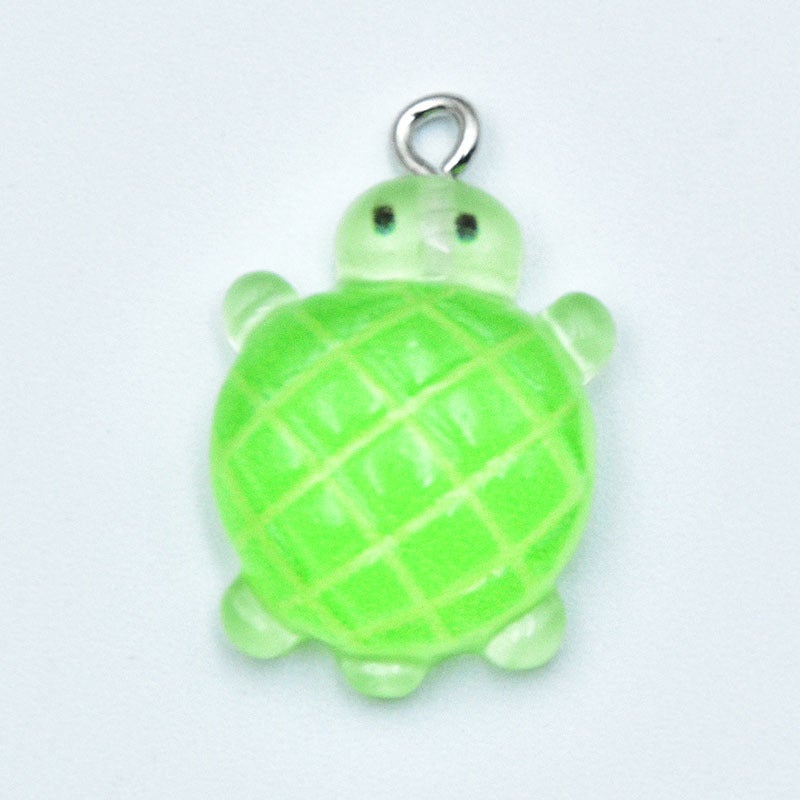 Ocean Series Resin Luminous Cute Cartoon Hanging Simulation Little Turtle Little Turtle Pendant DIY Jewelry Accessories 14-green - Image 1