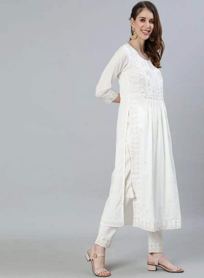ISHIN  Women'S Off White 100% Cotton Embroidered Regular Fit Kurta Set for Women | Best Price UAE