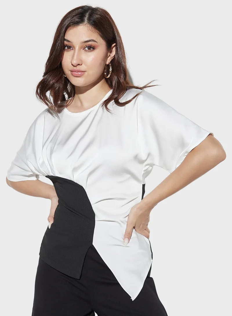 تواكستريمز Crew Neck Ruching Detailed Top
