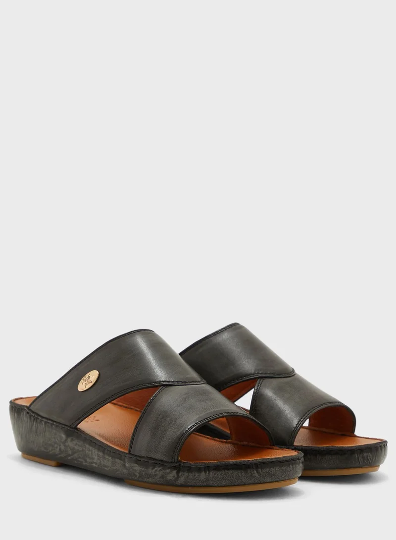 Posh La Vie Tradition Arabic Sandals