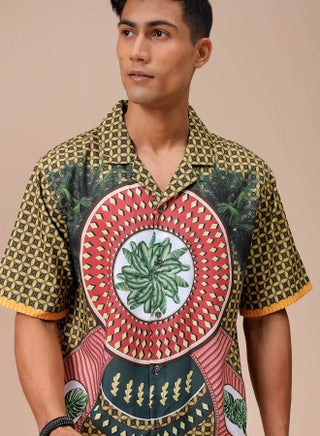 Men Oversized Kitch Art Printed Half Sleeves Cuban Collar Street Wear Shirt - pzsku/ZD3506F0C020B59B00CB0Z/45/1745386737/2ed9af59-455c-465f-96ca-c9a0b003d5a9