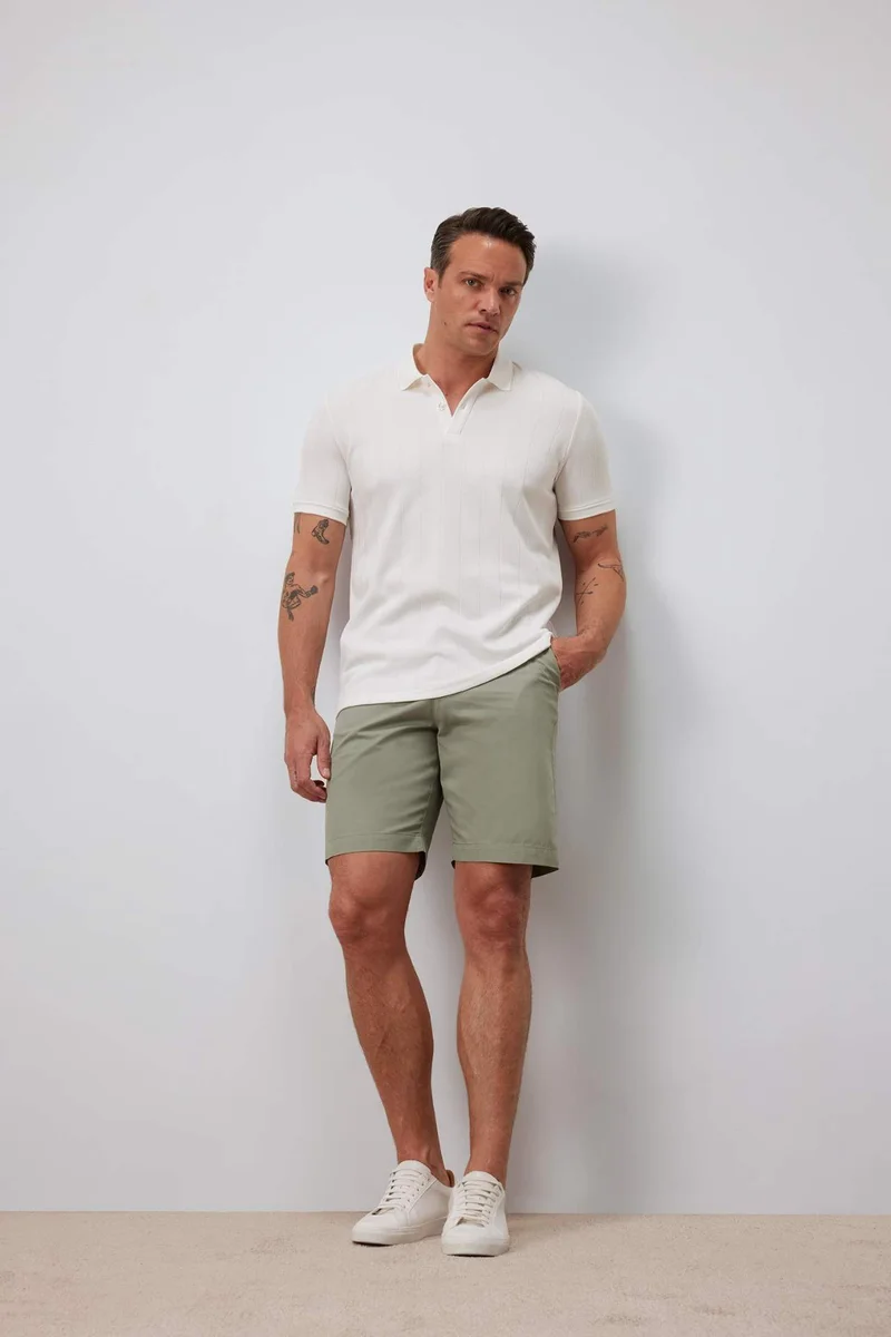 ديفاكتو Regular Fit Gabardine Bermuda