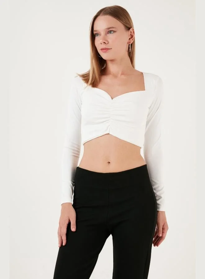 ليلا بلوزة قصيرة نسائية بياقة على شكل قلب وكسرات أمامية من ليلا