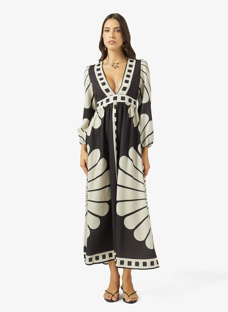 سولايرا Monochrome Print Dress