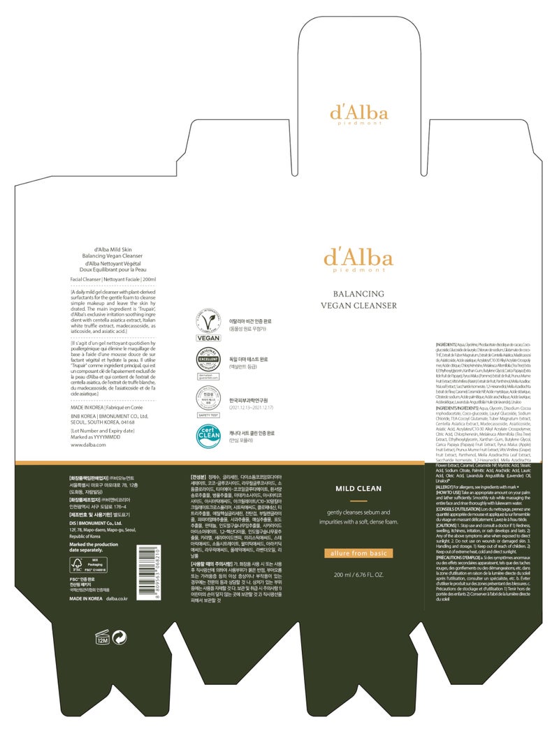 d'alba Piedmont منظف دالبا بييمونت الإيطالي بالفطر الأبيض، متوازن للبشرة، نباتي، مرطب ومهدئ، منظف ذو درجة حموضة معتدلة بالفطر الأبيض للبشرة الحساسة، تركيبة لطيفة غير مشدودة. - Image 4