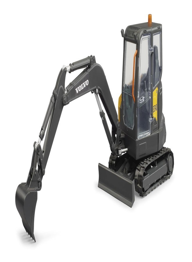 Bruder 02465 Volvo Compact Excavator ECR40 - Image 1