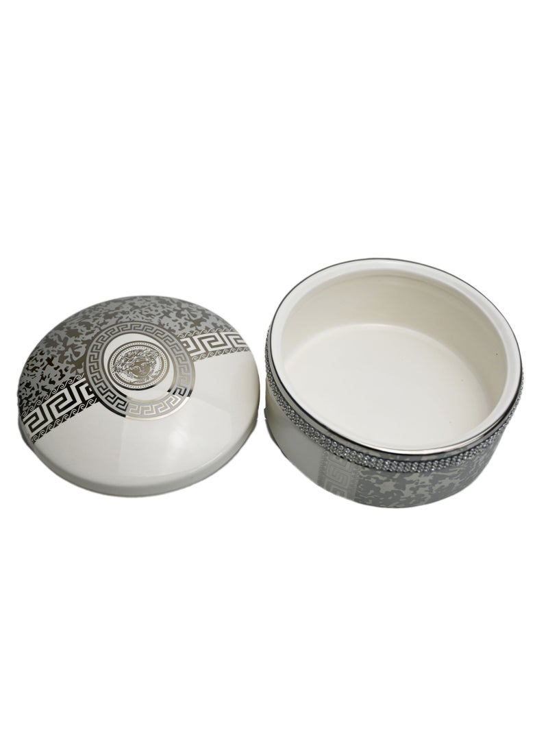 Medusa Porcelain Covered Box: An Elegant 17cm Diameter Decorative Piece with 9cm Height  - Image 3