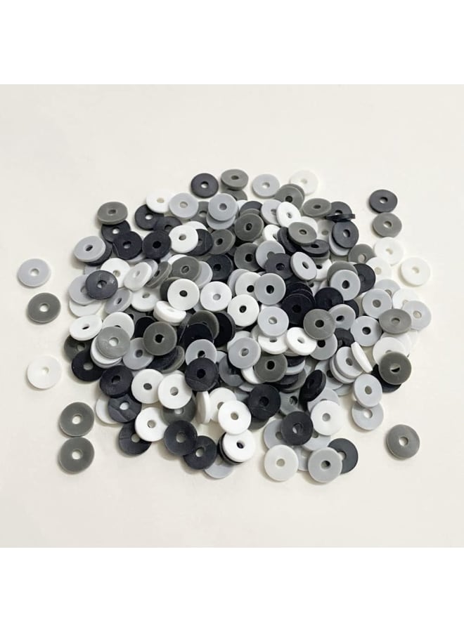 3000 قطعة خرز صلصال مسطح مستدير من الفينيل هيشي خرز بوليمر لصنع المجوهرات سوار ذاتي الصنع قلادات قلادة زينة مصنوعة يدويًا (محايد، 6 مم) الألوان: محايد (أبيض، أسود، رمادي ورمادي داكن) المادة: طين بوليمر الحجم: 6 مم، الفتحة: 2 مم. الكمية: 3000 قطعة، كمية كافية لاحتياجاتك المختلفة، الميزات 1) يمكنك استخدامها في مشاريع صنع المجوهرات، وقلادات الخرز، وأساور DIY، والأقراط، والمعلقات، وتزيين الفساتين، وإكسسوارات تعليق الهاتف المحمول، وإكسسوارات الشعر وما إلى ذلك، امنح إبداعك بالكامل لإنشاء قطع المجوهرات المفضلة لديك. 2) هدية رائعة: يمكنك استخدام خرز الطين هذا لإنشاء هدية جميلة، فهي رائعة للزينة وسهلة لصنع مجوهرات لامعة وملفتة للنظر. سيكون من دواعي سرور عائلتك أو أصدقائك الحصول على هدية العيد هذه - Image 3