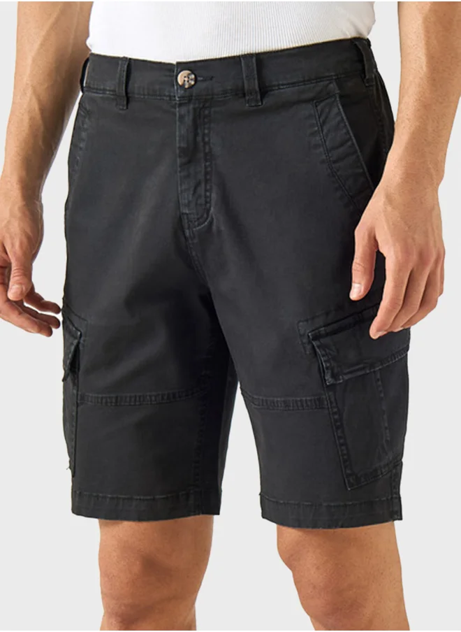 إيكو يو إن إل تي دي. Pocket Detail Shorts