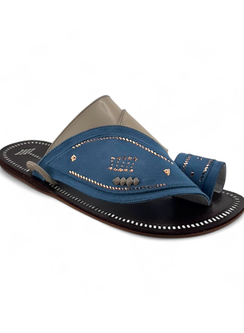 AL Fanoos Handcrafted heritage leather slippers  - Image 1
