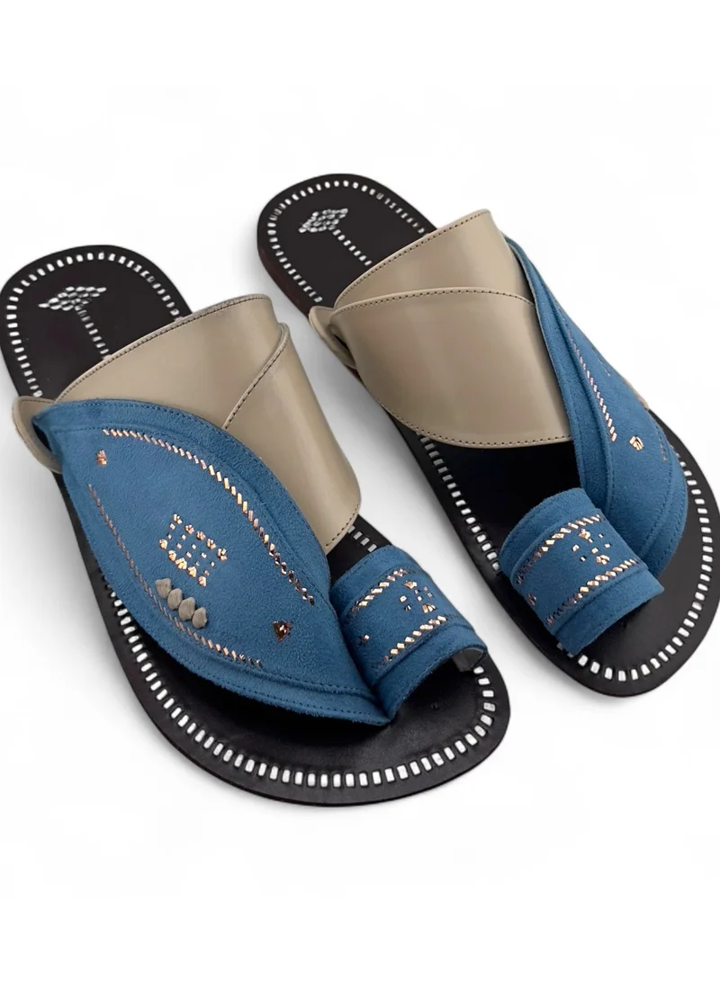 الفانوس نعال جلدية تراثية مصنوعة يدويًا