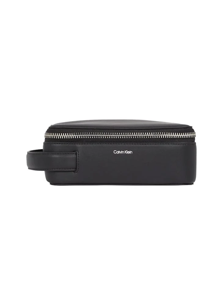 CALVIN KLEIN Logo Detailed Toiletry Bags