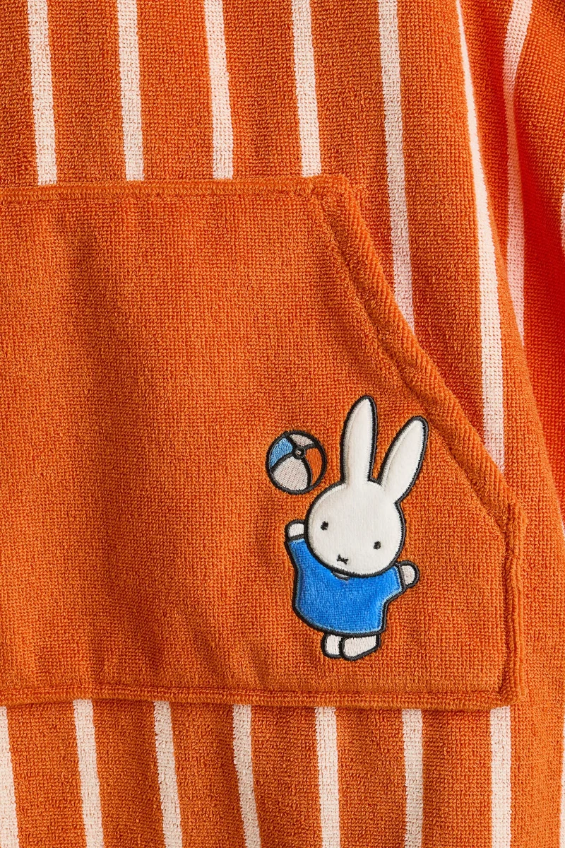 H&M Appliquéd towel cape