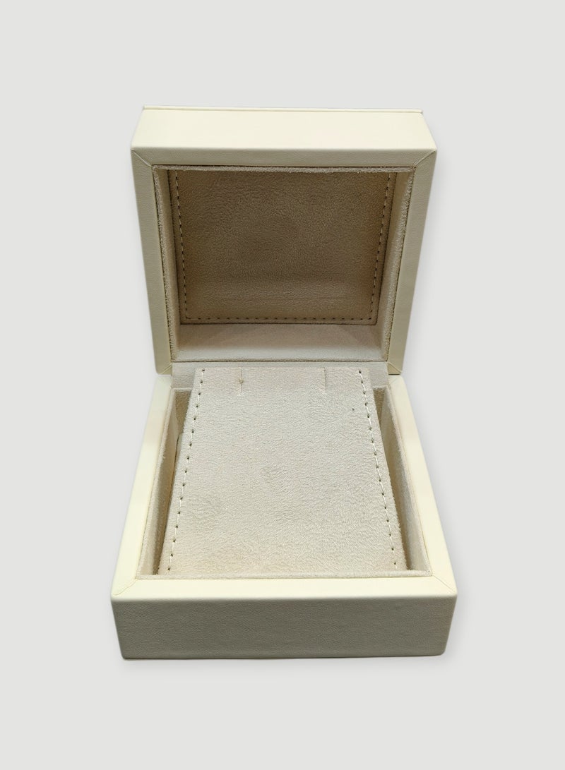 Al Seraj Luxury Earring & Pendant Jewellery Box Made in Dubai | Premium Cream Rexine Exterior with Soft Suede Interior | Elegant Jewelry Storage & Display Box for Earrings Necklace Pendant Gift - Image 3