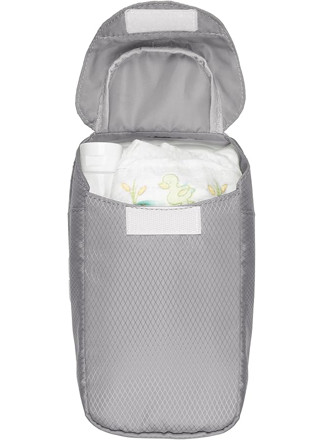 أوكسو موزع مناديل Tot On The Go مع حقيبة حفاضات باللون الرمادي - Image 4