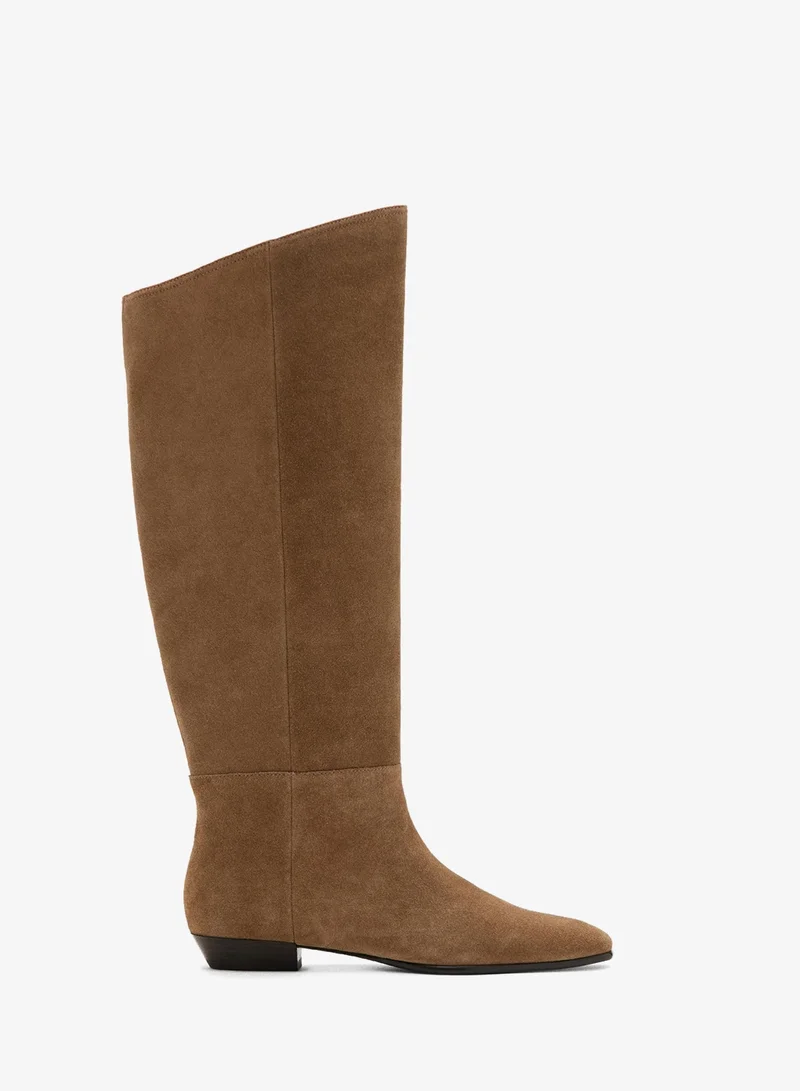 مانجو أحذية برقبة عالية من جلد السويد