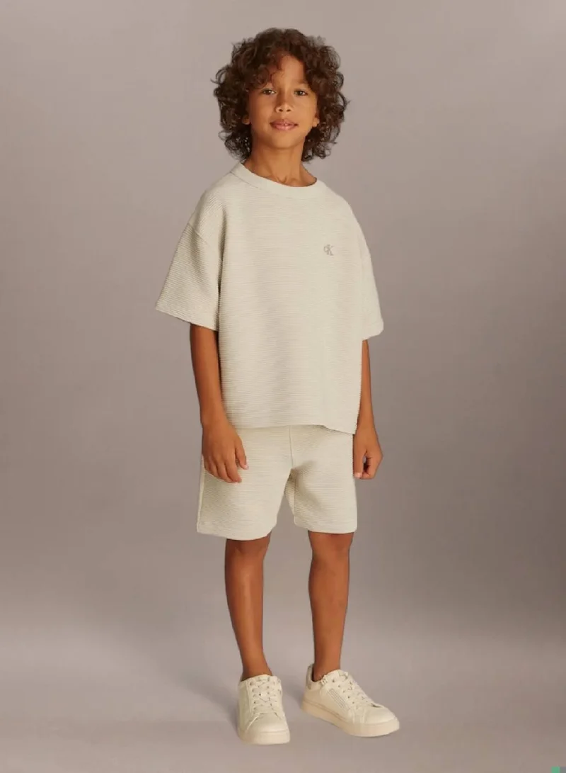 كالفن كلاين جينز طقم تيشرت وشورت