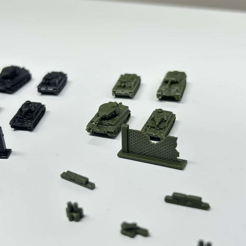 1 350 Scale 16 Mini Tank Models Set with 36 Scene Accessories for Wargames - Image 5