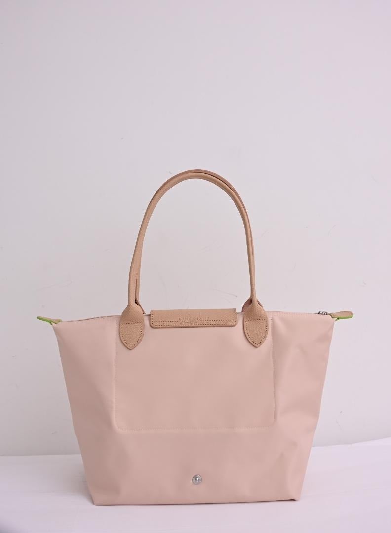 لونج شامب LE PLIAGE GREEN M TOTE BAG حقيبة الكتف للنساء من القماش المعاد تدويره - Image 2