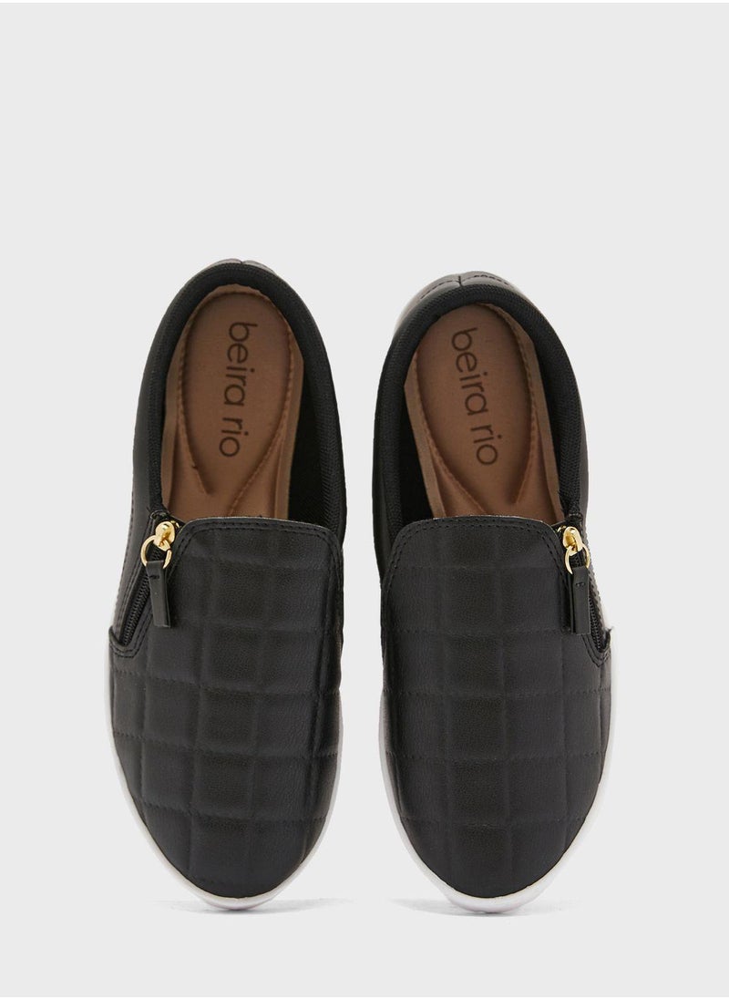 Beira Rio Miranda Low Top Sneakers  - Image 4