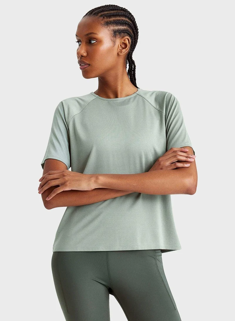 H&M Drymove™ Crew Neck T-Shirt