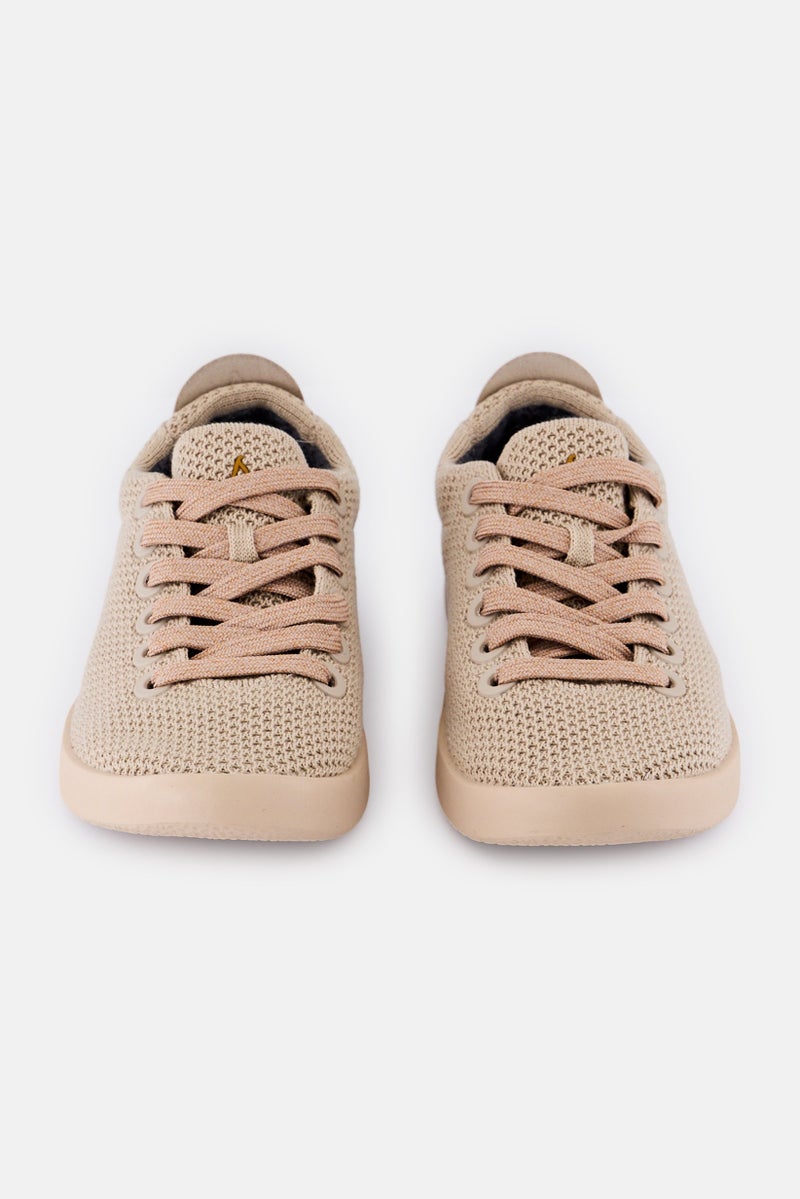 Allbirds أحذية نسائية من تري بايبرز مزودة بأربطة، بيج - Image 2