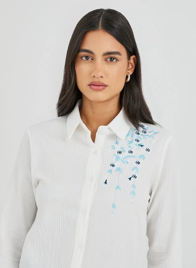 ستايلي قميص ستيلي مطرز بالزهور بأزرار